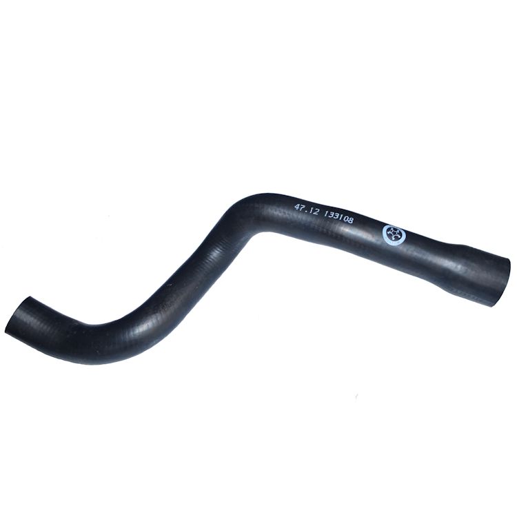 Lower radiator hose 1337556